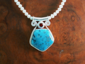 original_blue-mountain-gems-roanoke-image-necklace0.png