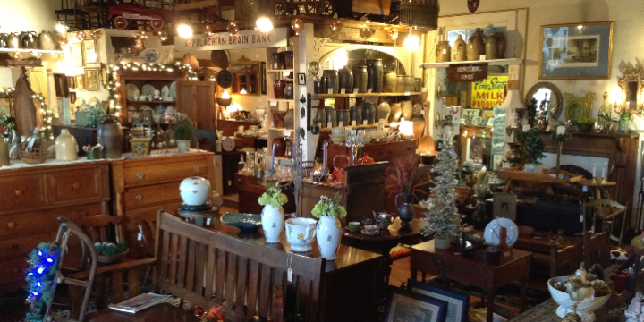 Harris Hall of Antiques