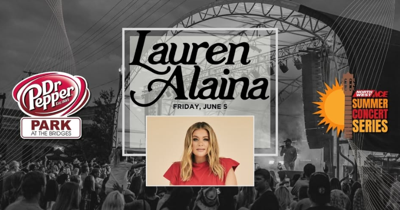 Lauren Alaina at Dr Pepper Park